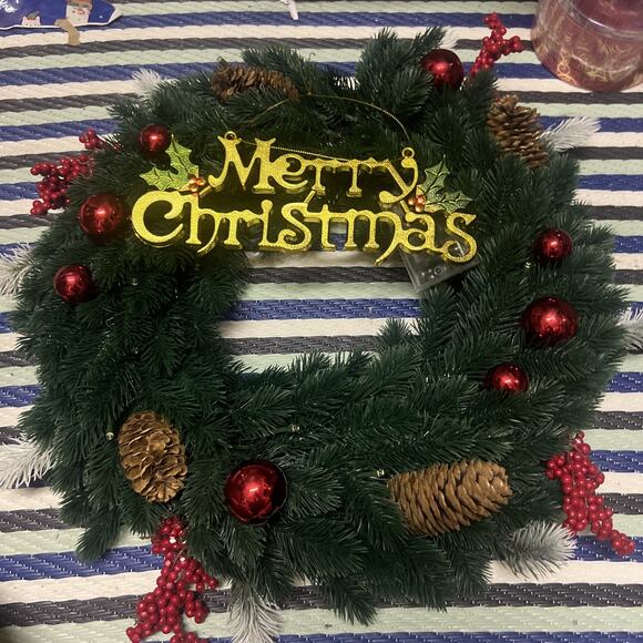 Christmas Wreath 18” Large Pre-Lit Outdoor with LED Lights, Foldable With Case - Picture 1 of 4